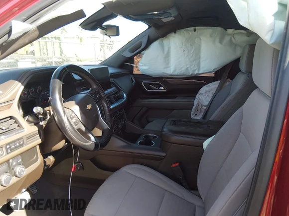 ✅ 2021 Chevrolet Tahoe LS • VIN: 1GNSCMKD1MR269494 • Lot: 44308500. Wystawiony na IAAI z przebiegiem 83 033 mil. Bezpłatny archiwum sprzedaży aukcyjnych z USA i szczegółowy raport historii pojazdu na DreamBid. Zdjęcie 5.