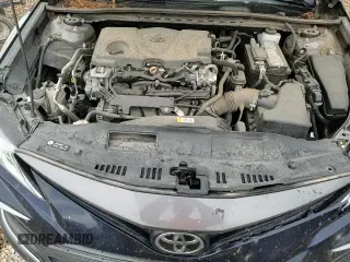 ✅ 2021 Toyota Camry LE • VIN: 4T1C11AK4MU439972 • Lot: 82734155. Wystawiony na Copart z przebiegiem 76 541 mil. Bezpłatny archiwum sprzedaży aukcyjnych z USA i szczegółowy raport historii pojazdu na DreamBid. Zdjęcie 13.