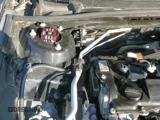 ✅ 2018 Toyota Camry LE • VIN: 4T1B11HK1JU502670 • Lot: 93960045. Wystawiony na Copart z przebiegiem 104 362 mil. Bezpłatny archiwum sprzedaży aukcyjnych z USA i szczegółowy raport historii pojazdu na DreamBid. Zdjęcie 13.