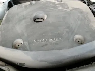 ✅ 2022 Volvo XC40 Inscription • VIN: YV4162UL4N2756751 • Лот: 51120385. Опубликован ранее на Copart с пробегом 9 049 миль. Бесплатный доступ к архиву аукционных продаж из США и подробный отчёт об истории автомобиля на DreamBid. Изображение 13.