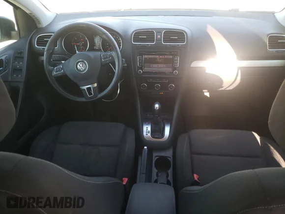 ✅ 2012 Volkswagen Golf TDI • VIN: WVWDM7AJ6CW214255 • Lot: 83447664. Wystawiony na Copart z przebiegiem 167 394 mil. Bezpłatny archiwum sprzedaży aukcyjnych z USA i szczegółowy raport historii pojazdu na DreamBid. Zdjęcie 8.