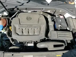 ✅ 2019 Volkswagen Passat Wolfsburg Edition • VIN: 1VWLA7A36KC003270 • Lot: 86242495. Wystawiony na Copart z przebiegiem 41 224 mil. Bezpłatny archiwum sprzedaży aukcyjnych z USA i szczegółowy raport historii pojazdu na DreamBid. Zdjęcie 15.