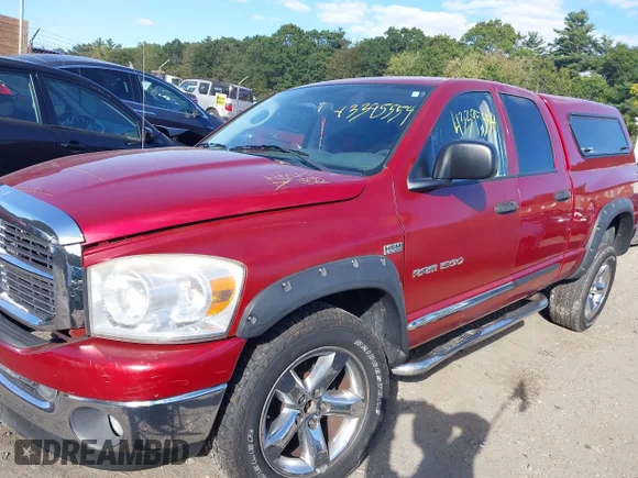 ✅ 2007 Dodge 1500 SLT • VIN: 1D7HU18P57J505170 • Lot: 43395554. Wystawiony na IAAI z przebiegiem 194 387 mil. Bezpłatny archiwum sprzedaży aukcyjnych z USA i szczegółowy raport historii pojazdu na DreamBid. Zdjęcie 2.