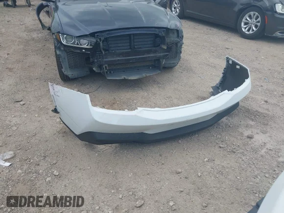 ✅ 2026 Ford Mustang EcoBoost Premium • VIN: 1FAGP8UH6T5117619 • Lot: 45435393. Wystawiony na IAAI z przebiegiem 3 438 mil. Bezpłatny archiwum sprzedaży aukcyjnych z USA i szczegółowy raport historii pojazdu na DreamBid. Zdjęcie 12.
