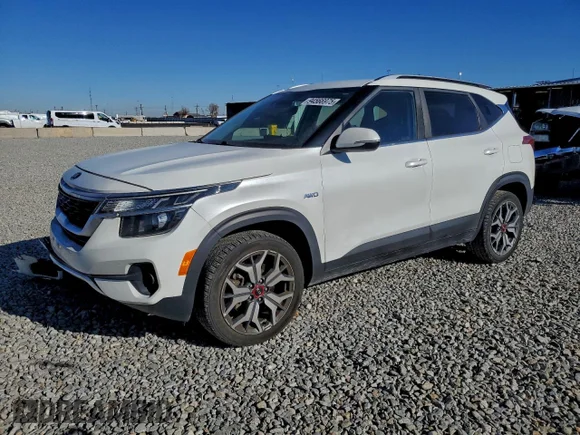 ✅ 2021 Kia Seltos S • VIN: KNDEUCA27M7149577 • Лот: 94566975. Опубликован ранее на Copart с пробегом 63 664 миль. Бесплатный доступ к архиву аукционных продаж из США и подробный отчёт об истории автомобиля на DreamBid. Изображение 1.