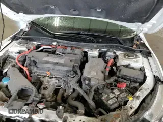 2017 Honda Accord EX-L z VIN JHMCR6F50HC027006, wystawiony jako Copart lot #81195355 z przebiegiem 81 356 mil mil oraz Szkoda całkowita • Salvage title. Historia ofert i sprzedaży dostępna na DreamBid. Obrazek 16.