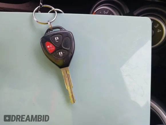 ✅ 2012 Scion tC • VIN: JTKJF5C75C3033581 • Лот: 44503511. Опубликован ранее на IAAI с пробегом 65 124 миль. Бесплатный доступ к архиву аукционных продаж из США и подробный отчёт об истории автомобиля на DreamBid. Изображение 11.