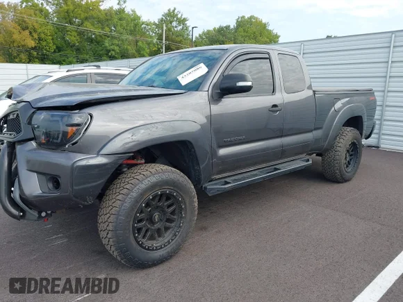 ✅ 2012 Toyota Tacoma PreRunner • VIN: 5TFTX4GN0CX012355 • Lot: 43207086. Wystawiony na IAAI z przebiegiem Nie podano. Bezpłatny archiwum sprzedaży aukcyjnych z USA i szczegółowy raport historii pojazdu na DreamBid. Zdjęcie 2.