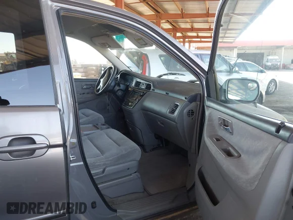 ✅ 2000 Honda Odyssey EX • VIN: 2HKRL1873YH501792 • Lot: 44645414. Wystawiony na IAAI z przebiegiem 328 735 mil. Bezpłatny archiwum sprzedaży aukcyjnych z USA i szczegółowy raport historii pojazdu na DreamBid. Zdjęcie 5.