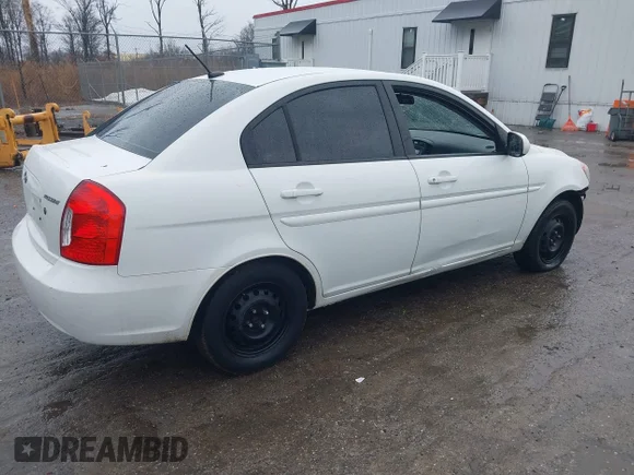✅ 2010 Hyundai Accent GLS • VIN: KMHCN4AC9AU523683 • Lot: 44425190. Wystawiony na IAAI z przebiegiem 140 120 mil. Bezpłatny archiwum sprzedaży aukcyjnych z USA i szczegółowy raport historii pojazdu na DreamBid. Zdjęcie 4.