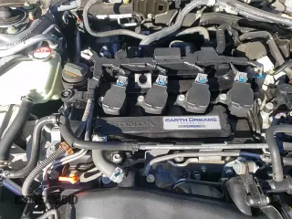 ✅ 2019 Honda Civic Sport • VIN: SHHFK7H46KU419235 • Lot: 84779365. Wystawiony na Copart z przebiegiem 65 793 mil. Bezpłatny archiwum sprzedaży aukcyjnych z USA i szczegółowy raport historii pojazdu na DreamBid. Zdjęcie 15.