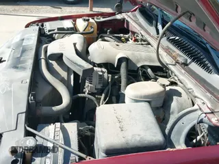 ✅ 2003 Chevrolet Suburban LT • VIN: 1GNEC16Z43J167217 • Лот: 40772060. Опубликован ранее на IAAI с пробегом 295 450 миль. Бесплатный доступ к архиву аукционных продаж из США и подробный отчёт об истории автомобиля на DreamBid. Изображение 13.