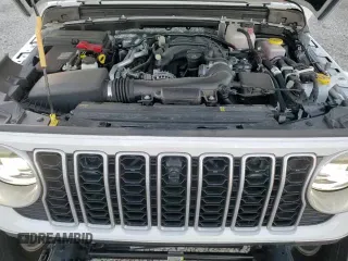 ✅ 2025 Jeep Wrangler Sahara • VIN: 1C4PJXEG2SW556868 • Lot: 92661155. Wystawiony na Copart z przebiegiem 4 411 mil. Bezpłatny archiwum sprzedaży aukcyjnych z USA i szczegółowy raport historii pojazdu na DreamBid. Zdjęcie 15.