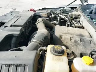 ✅ 2017 Ford Expedition Limited • VIN: 1FMJU2AT7HEA23895 • Lot: 43062670. Wystawiony na IAAI z przebiegiem 111 403 mil. Bezpłatny archiwum sprzedaży aukcyjnych z USA i szczegółowy raport historii pojazdu na DreamBid. Zdjęcie 19.