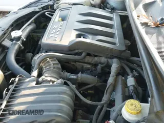 ✅ 2013 Chrysler 200 Touring • VIN: 1C3CCBBB8DN736857 • Lot: 43453414. Wystawiony na IAAI z przebiegiem 180 261 mil. Bezpłatny archiwum sprzedaży aukcyjnych z USA i szczegółowy raport historii pojazdu na DreamBid. Zdjęcie 19.