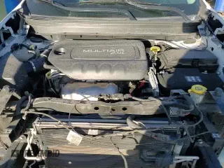 ✅ 2017 Jeep Cherokee Trailhawk • VIN: 1C4PJMBB2HW647378 • Lot: 86664295. Listed on Copart with 106,990 mi. Free auction sales archive from the USA and detailed vehicle history report at DreamBid. Image 17.