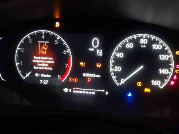 ✅ 2022 Honda Civic EX • VIN: 2HGFE1F72NH318812 • Lot: 44005242. Wystawiony na IAAI z przebiegiem 28 303 mil. Bezpłatny archiwum sprzedaży aukcyjnych z USA i szczegółowy raport historii pojazdu na DreamBid. Zdjęcie 7.
