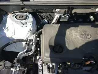 ✅ 2024 Toyota RAV4 XLE • VIN: 2T3W1RFV8RW309500 • Lot: 92720405. Wystawiony na Copart z przebiegiem 28 717 mil. Bezpłatny archiwum sprzedaży aukcyjnych z USA i szczegółowy raport historii pojazdu na DreamBid. Zdjęcie 15.