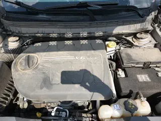 ✅ 2021 Jeep Cherokee Latitude Lux • VIN: 1C4PJMMX2MD210933 • Lot: 72094305. Wystawiony na Copart z przebiegiem 65 305 mil. Bezpłatny archiwum sprzedaży aukcyjnych z USA i szczegółowy raport historii pojazdu na DreamBid. Zdjęcie 16.