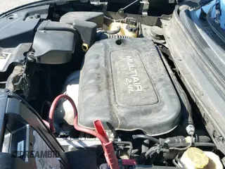 ✅ 2017 Jeep Cherokee Latitude • VIN: 1C4PJLCB7HW578728 • Lot: 42516593. Wystawiony na IAAI z przebiegiem 135 757 mil. Bezpłatny archiwum sprzedaży aukcyjnych z USA i szczegółowy raport historii pojazdu na DreamBid. Zdjęcie 19.