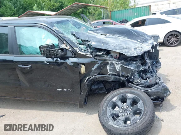 ✅ 2025 Ram 1500 Big Horn • VIN: 1C6RRFFG3SN696337 • Lot: 42925985. Listed on IAAI with 5,179 mi. Free auction sales archive from the USA and detailed vehicle history report at DreamBid. Image 6.