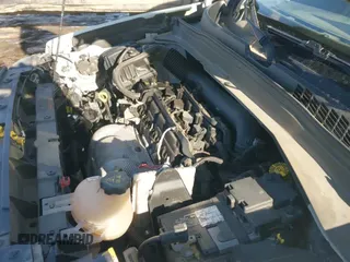 ✅ 2016 Jeep Renegade Latitude • VIN: ZACCJABT8GPD90924 • Lot: 41631173. Listed on IAAI with 129,425 mi. Free auction sales archive from the USA and detailed vehicle history report at DreamBid. Image 20.