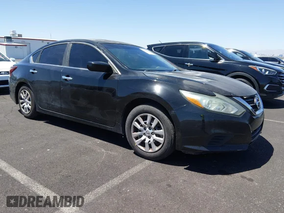 ✅ 2016 Nissan Altima SR • VIN: 1N4AL3AP9GN305962 • Lot: 45092298. Wystawiony na IAAI z przebiegiem 191 587 mil. Bezpłatny archiwum sprzedaży aukcyjnych z USA i szczegółowy raport historii pojazdu na DreamBid. Zdjęcie 1.