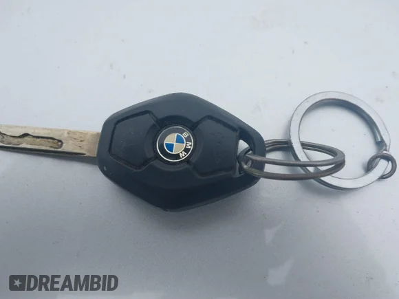 ✅ 2004 BMW Z4 2.5i • VIN: 4USBT33524LR67023 • Лот: 41610200. Опубліковано раніше на IAAI з пробігом 100 307 миль. Безкоштовний доступ до архіву аукціонних продажів зі США та докладний звіт про історію автомобіля на DreamBid. Зображення 11.