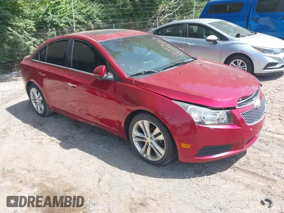 ✅ 2011 Chevrolet Cruze LTZ • VIN: 1G1PH5S93B7242350 • Lot: 45252253. Wystawiony na IAAI z przebiegiem 138 708 mil. Bezpłatny archiwum sprzedaży aukcyjnych z USA i szczegółowy raport historii pojazdu na DreamBid. Zdjęcie 1.