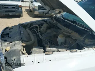 ✅ 2018 Ram 1500 Tradesman • VIN: 1C6RR7ST9JS315258 • Lot: 43268437. Wystawiony na IAAI z przebiegiem 228 224 mil. Bezpłatny archiwum sprzedaży aukcyjnych z USA i szczegółowy raport historii pojazdu na DreamBid. Zdjęcie 19.