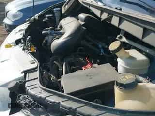 ✅ 2018 Ford Transit • VIN: 1FTYR2XM1JKB05424 • Lot: 41669987. Wystawiony na IAAI z przebiegiem 193 200 mil. Bezpłatny archiwum sprzedaży aukcyjnych z USA i szczegółowy raport historii pojazdu na DreamBid. Zdjęcie 19.