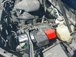 ✅ 2019 GMC Acadia SLT • VIN: 1GKKNMLSXKZ177446 • Lot: 43510086. Wystawiony na IAAI z przebiegiem 134 126 mil. Bezpłatny archiwum sprzedaży aukcyjnych z USA i szczegółowy raport historii pojazdu na DreamBid. Zdjęcie 19.