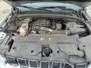 ✅ 2022 Jeep Grand Cherokee Limited • VIN: 1C4RJGBG7N8539277 • Lot: 50798985. Wystawiony na Copart z przebiegiem 41 104 mil. Bezpłatny archiwum sprzedaży aukcyjnych z USA i szczegółowy raport historii pojazdu na DreamBid. Zdjęcie 14.