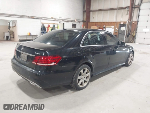 ✅ 2014 Mercedes-Benz E 350 Sport • VIN: WDDHF8JB6EB057031 • Lot: 44771677. Wystawiony na IAAI z przebiegiem 191 282 mil. Bezpłatny archiwum sprzedaży aukcyjnych z USA i szczegółowy raport historii pojazdu na DreamBid. Zdjęcie 4.