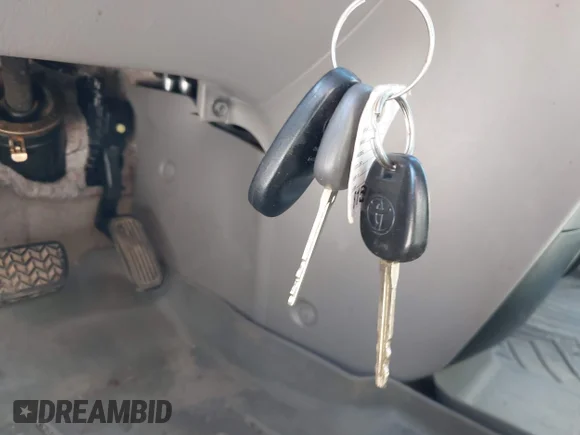 ✅ 2010 Toyota Sienna LE • VIN: 5TDKK4CC3AS333209 • Lot: 45254539. Listed on IAAI with 177,029 mi. Free auction sales archive from the USA and detailed vehicle history report at DreamBid. Image 11.
