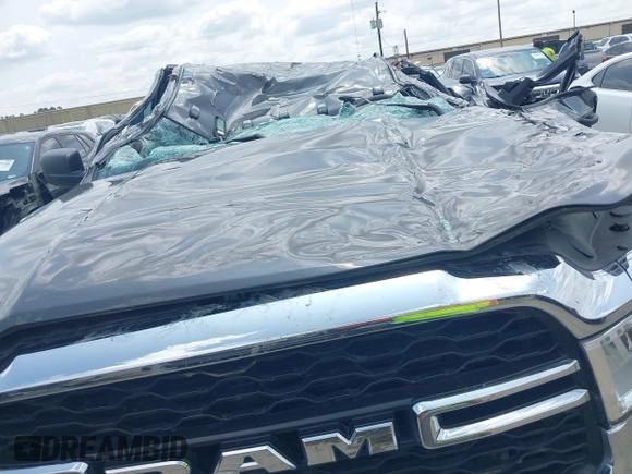 ✅ 2022 Ram 2500 Tradesman • VIN: 3C6UR5CL7NG224127 • Lot: 42396494. Wystawiony na IAAI z przebiegiem Nie podano. Bezpłatny archiwum sprzedaży aukcyjnych z USA i szczegółowy raport historii pojazdu na DreamBid. Zdjęcie 10.