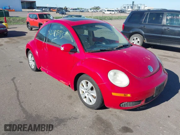 ✅ 2008 Volkswagen Beetle S • VIN: 3VWRW31C68M500718 • Лот: 42209893. Опубліковано раніше на IAAI з пробігом 118 162 миль. Безкоштовний доступ до архіву аукціонних продажів зі США та докладний звіт про історію автомобіля на DreamBid. Зображення 1.