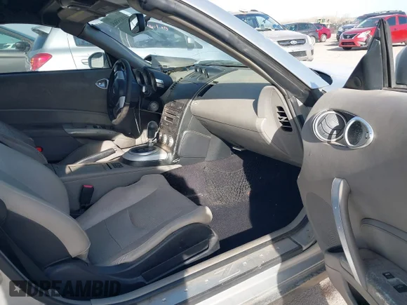 ✅ 2006 Nissan 350Z Touring • VIN: JN1AZ36A56M457175 • Lot: 41815565. Wystawiony na IAAI z przebiegiem 155 869 mil. Bezpłatny archiwum sprzedaży aukcyjnych z USA i szczegółowy raport historii pojazdu na DreamBid. Zdjęcie 5.