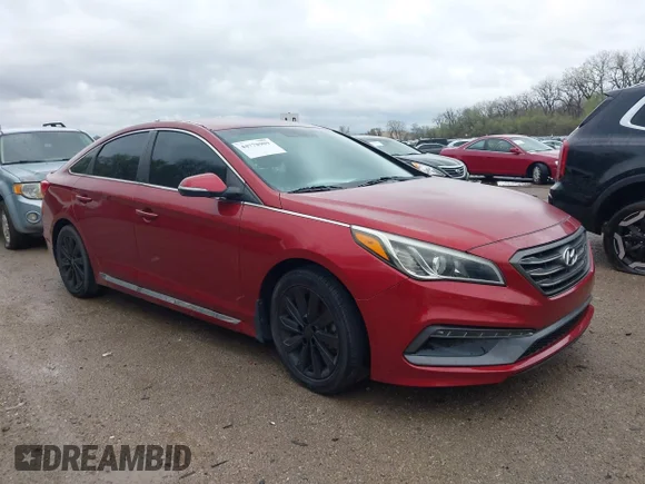 ✅ 2015 Hyundai Sonata Sport • VIN: 5NPE34AF7FH236132 • Лот: 44778909. Опубліковано раніше на IAAI з пробігом 114 059 миль. Безкоштовний доступ до архіву аукціонних продажів зі США та докладний звіт про історію автомобіля на DreamBid. Зображення 1.