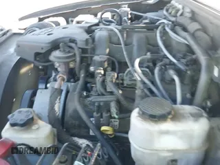 ✅ 2010 Ford Ranger XL • VIN: 1FTKR1EE9APA70064 • Lot: 41683973. Wystawiony na IAAI z przebiegiem 166 225 mil. Bezpłatny archiwum sprzedaży aukcyjnych z USA i szczegółowy raport historii pojazdu na DreamBid. Zdjęcie 19.