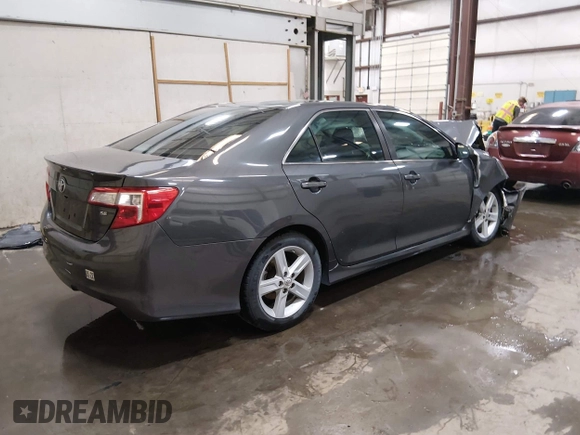 ✅ 2012 Toyota Camry SE • VIN: 4T1BF1FK5CU503327 • Lot: 45055889. Wystawiony na IAAI z przebiegiem 103 757 mil. Bezpłatny archiwum sprzedaży aukcyjnych z USA i szczegółowy raport historii pojazdu na DreamBid. Zdjęcie 4.
