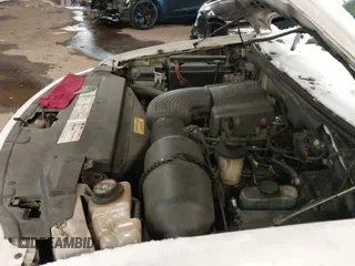 ✅ 2000 Ford F-150 • VIN: 2FTRX08W6YCA09298 • Lot: 41391038. Listed on IAAI with 179,738 mi. Free auction sales archive from the USA and detailed vehicle history report at DreamBid. Image 13.