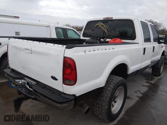 ✅ 2001 Ford F-350 XL • VIN: 1FTSW31F31ED58239 • Lot: 44195025. Wystawiony na IAAI z przebiegiem 189 752 mil. Bezpłatny archiwum sprzedaży aukcyjnych z USA i szczegółowy raport historii pojazdu na DreamBid. Zdjęcie 4.
