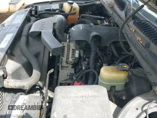 ✅ 2001 Chevrolet Suburban LS • VIN: 1GNEC16T91J316830 • Лот: 41832158. Опубликован ранее на IAAI с пробегом 143 332 миль. Бесплатный доступ к архиву аукционных продаж из США и подробный отчёт об истории автомобиля на DreamBid. Изображение 12.