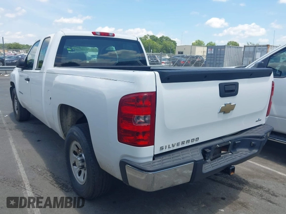 ✅ 2011 Chevrolet Silverado 1500 Work Truck • VIN: 1GCRCPEX3BZ180795 • Lot: 42528725. Wystawiony na IAAI z przebiegiem 177 035 mil. Bezpłatny archiwum sprzedaży aukcyjnych z USA i szczegółowy raport historii pojazdu na DreamBid. Zdjęcie 3.