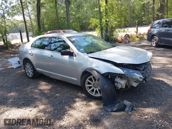 ✅ 2010 Ford Fusion SE • VIN: 3FAHP0HGXAR403930 • Lot: 45263556. Wystawiony na IAAI z przebiegiem 227 689 mil. Bezpłatny archiwum sprzedaży aukcyjnych z USA i szczegółowy raport historii pojazdu na DreamBid. Zdjęcie 1.