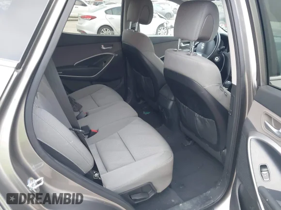 ✅ 2016 Hyundai Santa Fe • VIN: 5XYZU3LB9GG313773 • Lot: 43855338. Wystawiony na IAAI z przebiegiem 106 524 mil. Bezpłatny archiwum sprzedaży aukcyjnych z USA i szczegółowy raport historii pojazdu na DreamBid. Zdjęcie 8.