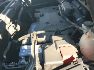 ✅ 2017 GMC Acadia SLE • VIN: 1GKKNLLA4HZ190655 • Lot: 43303866. Listed on IAAI with 88,597 mi. Free auction sales archive from the USA and detailed vehicle history report at DreamBid. Image 19.