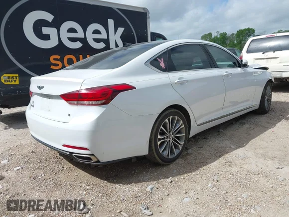 ✅ 2016 Hyundai Genesis 3.8L • VIN: KMHGN4JE3GU136834 • Lot: 41953919. Wystawiony na IAAI z przebiegiem 147 845 mil. Bezpłatny archiwum sprzedaży aukcyjnych z USA i szczegółowy raport historii pojazdu na DreamBid. Zdjęcie 4.