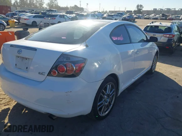 ✅ 2010 Scion tC Release Series 6.0 • VIN: JTKDE3B70A0303062 • Lot: 43847210. Wystawiony na IAAI z przebiegiem 203 991 mil. Bezpłatny archiwum sprzedaży aukcyjnych z USA i szczegółowy raport historii pojazdu na DreamBid. Zdjęcie 4.
